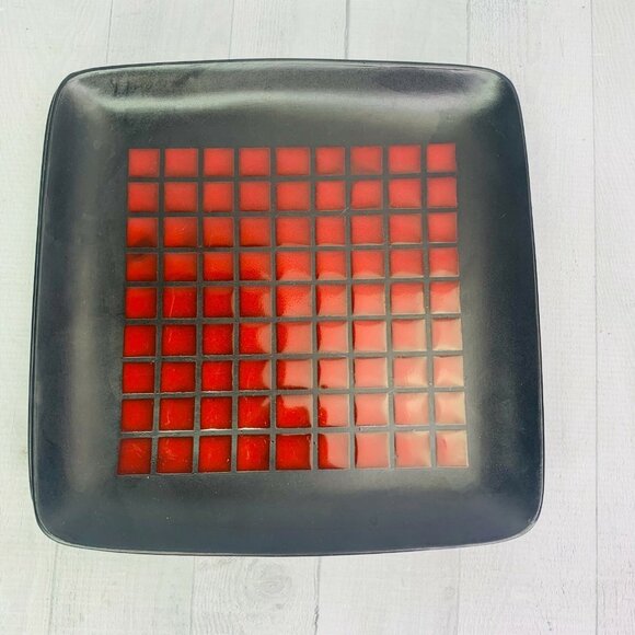 Home Target TAMARASK Red Blocks Black Coupe Square Stoneware Dinner Plates Set 2 - Picture 2 of 13